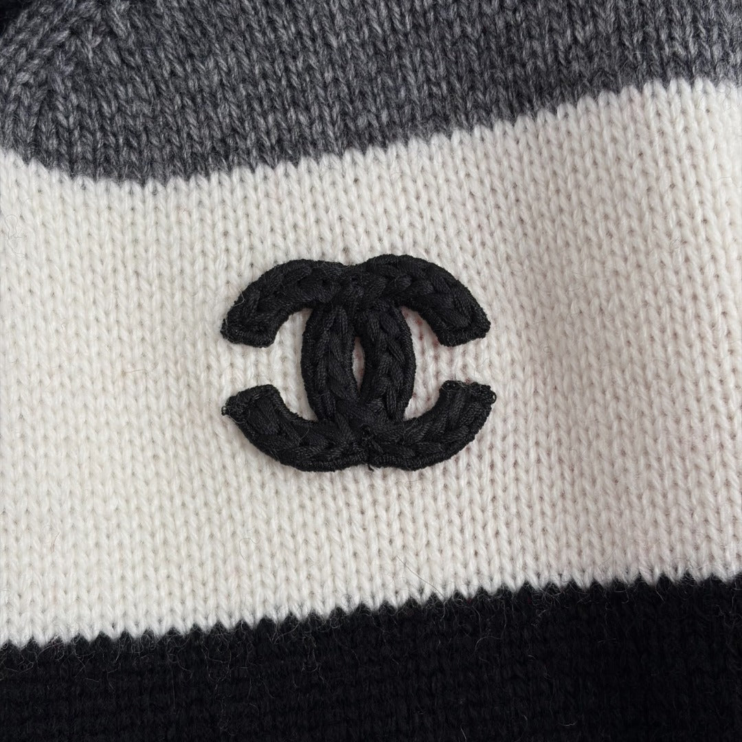 Sweter #CH04